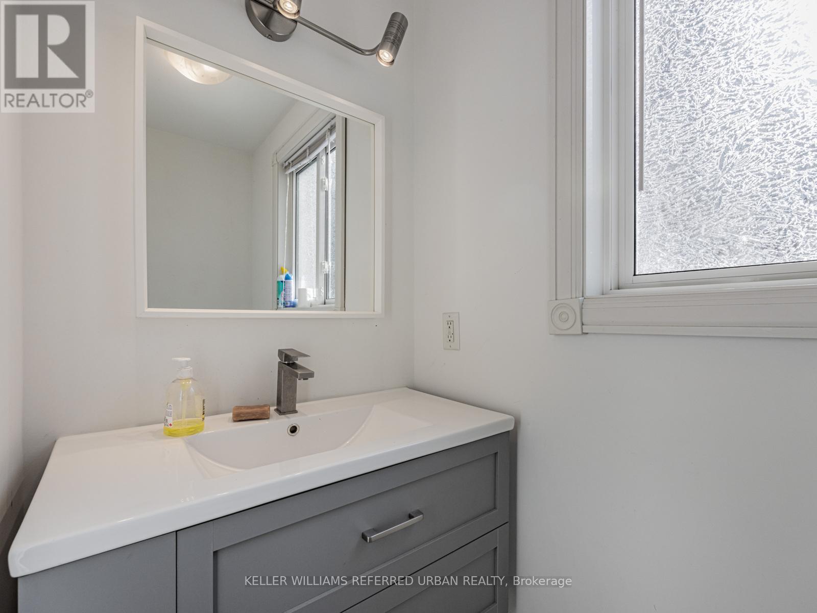 114 Kennard Avenue, Toronto, Ontario  M3H 4M4 - Photo 24 - C12680490