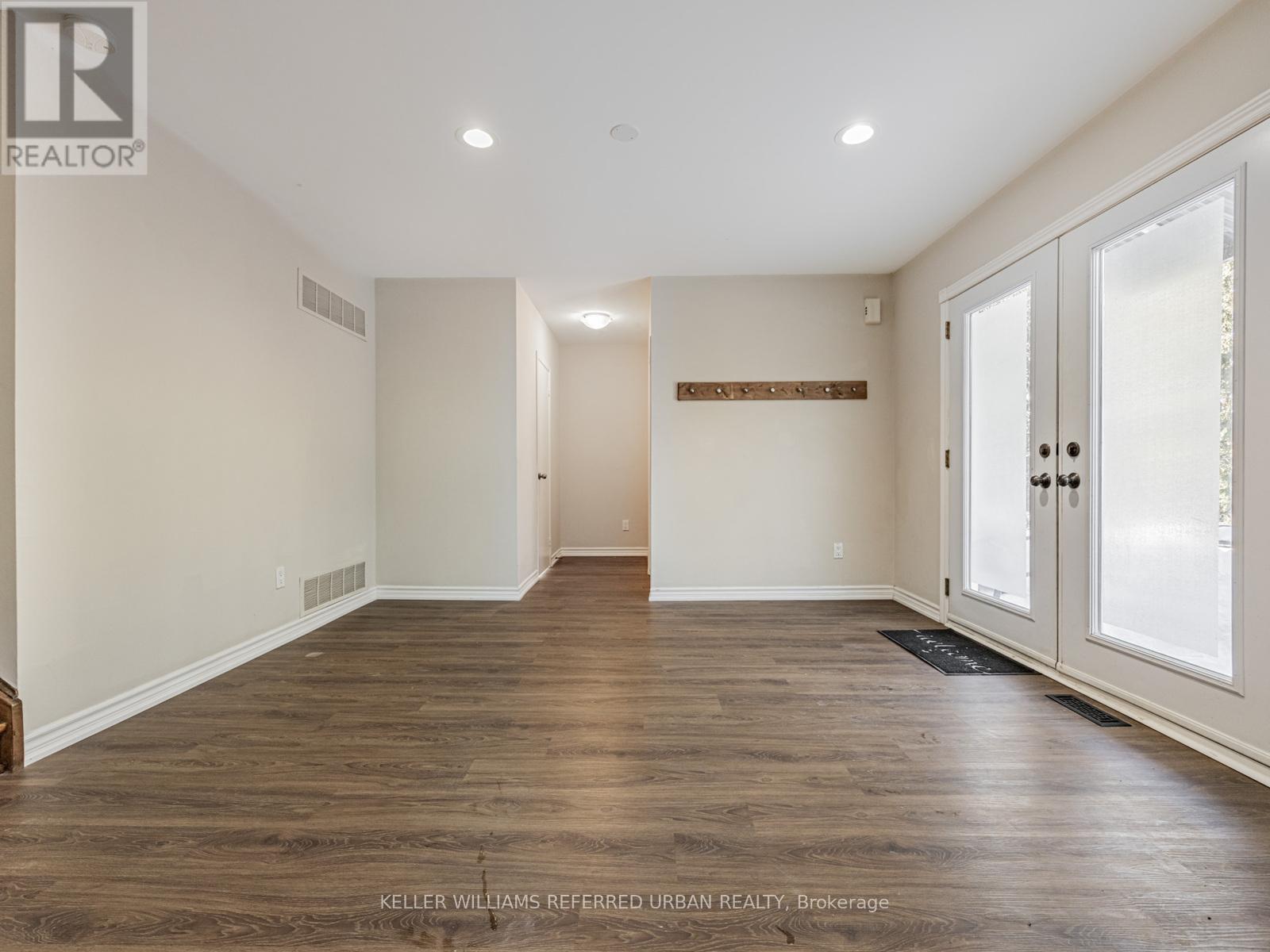 114 Kennard Avenue, Toronto, Ontario  M3H 4M4 - Photo 3 - C12680490