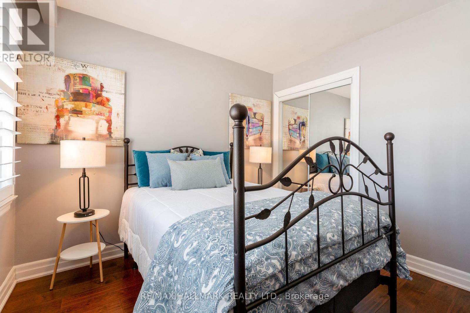 16 Marblehead Road, Toronto (Kingsview Village-The Westway), Ontario  M9R 3B6 - Photo 24 - W12756268