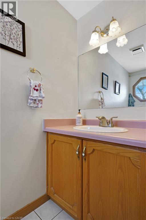 109 Holm Street, Cambridge, Ontario  N3C 3T5 - Photo 4 - 40801434