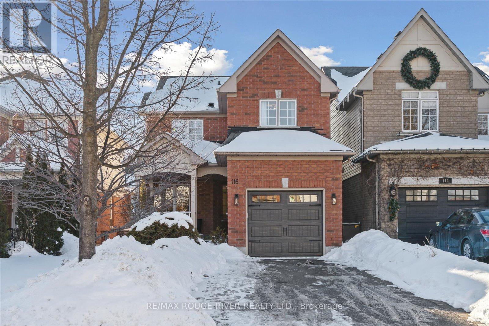 116 BACH AVENUE, Whitby, Ontario