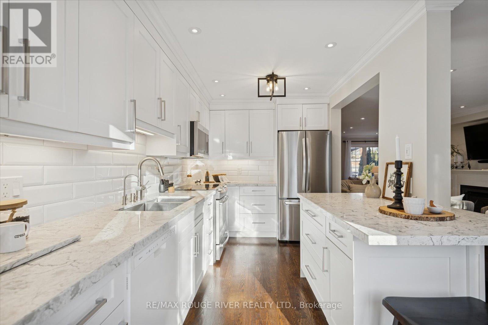 116 Bach Avenue, Whitby, Ontario  L1R 2P7 - Photo 17 - E12760900