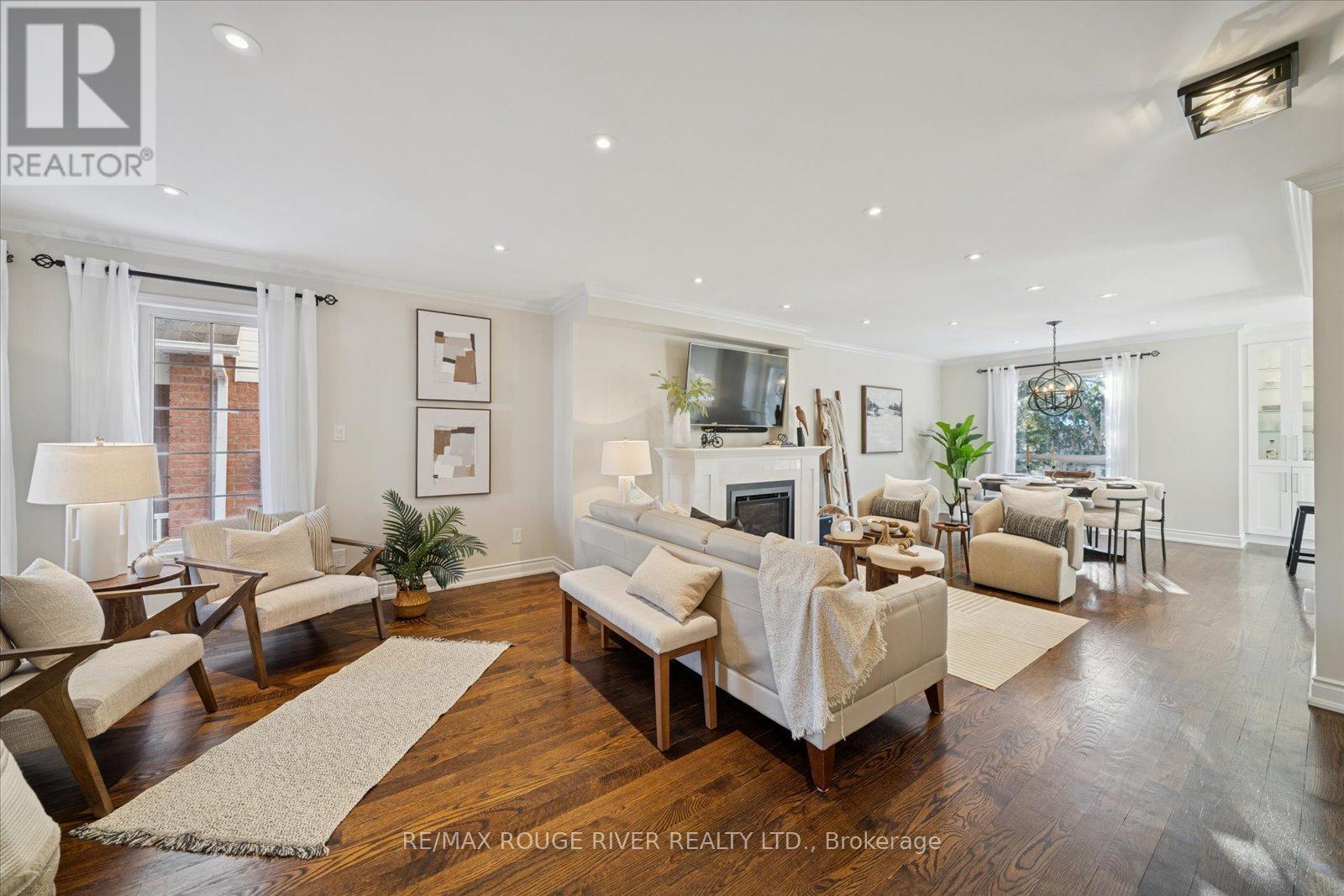 116 Bach Avenue, Whitby, Ontario  L1R 2P7 - Photo 8 - E12760900