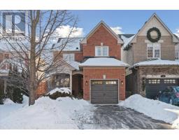 116 BACH AVENUE, Whitby, Ontario