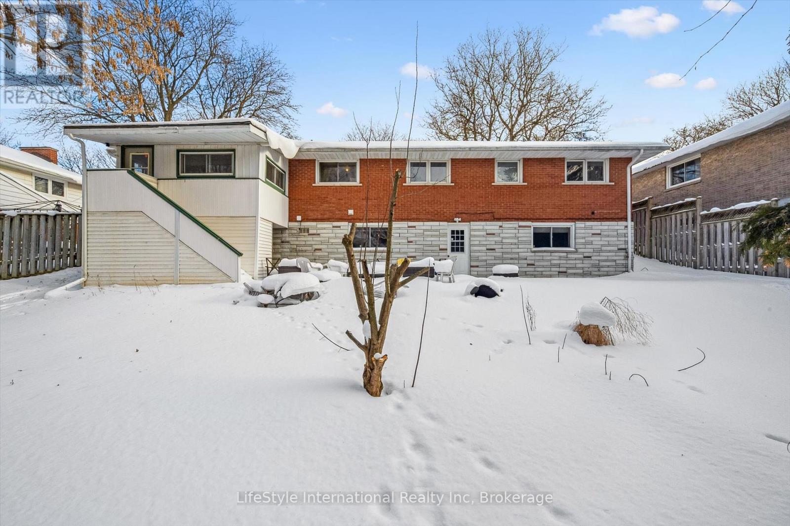 15 Fairview Boulevard, Guelph, Ontario  N1G 1H3 - Photo 39 - X12760772