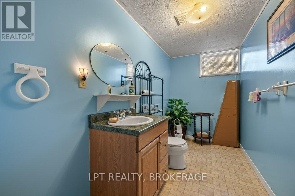 31 Acorn Lane, Frontenac, Ontario  K0H 2V0 - Photo 29 - X12760786