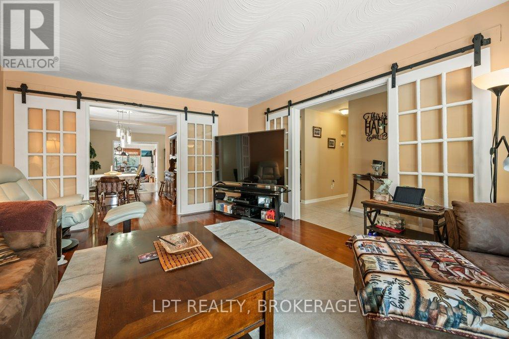 31 Acorn Lane, Frontenac, Ontario  K0H 2V0 - Photo 7 - X12760786