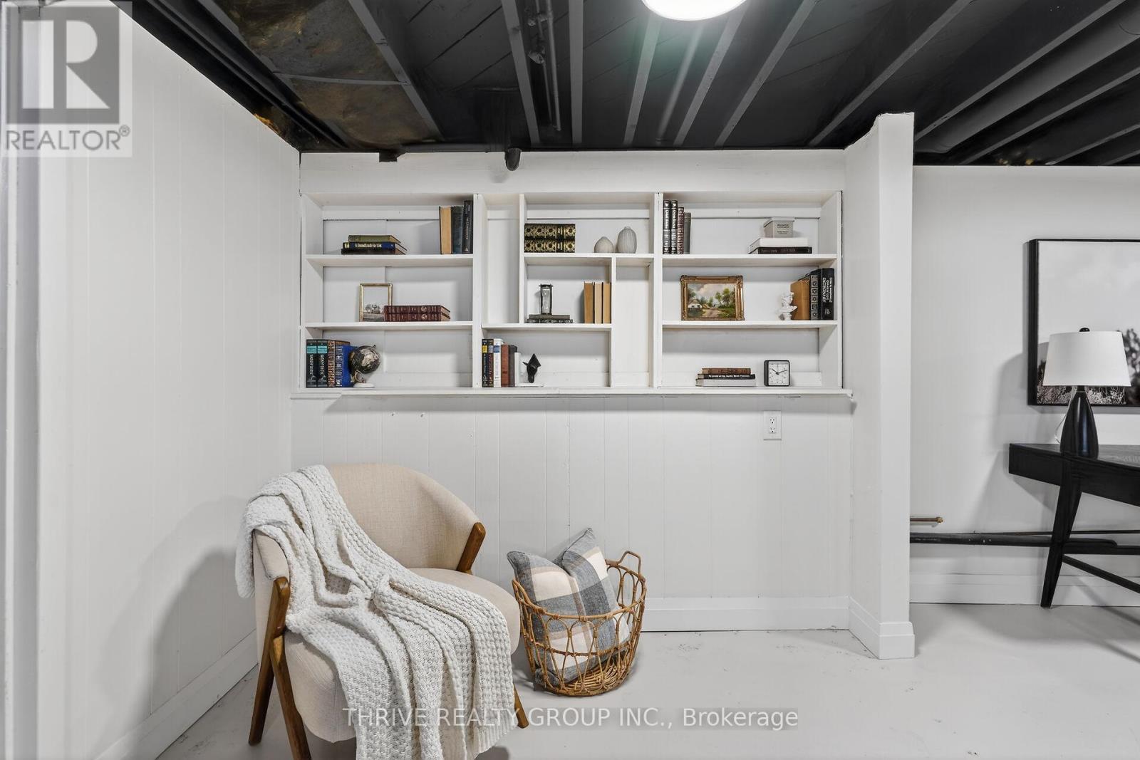 Photo 28 of 35 for 170 Pawnee Road