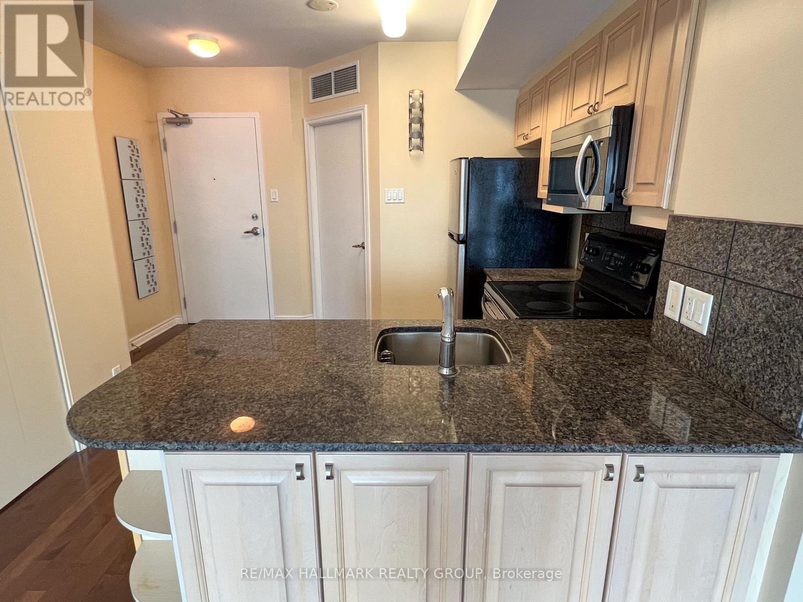 1903 - 445 Laurier Avenue West Avenue W, Ottawa, Ontario  K1N 6R4 - Photo 12 - X12760828