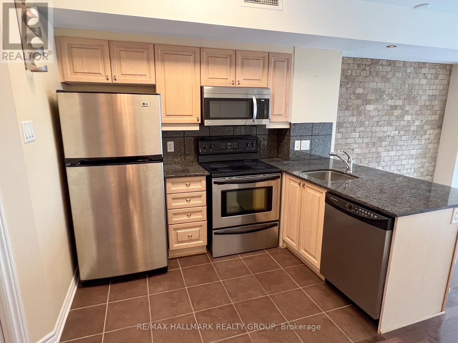 1903 - 445 Laurier Avenue West Avenue W, Ottawa, Ontario  K1N 6R4 - Photo 6 - X12760828