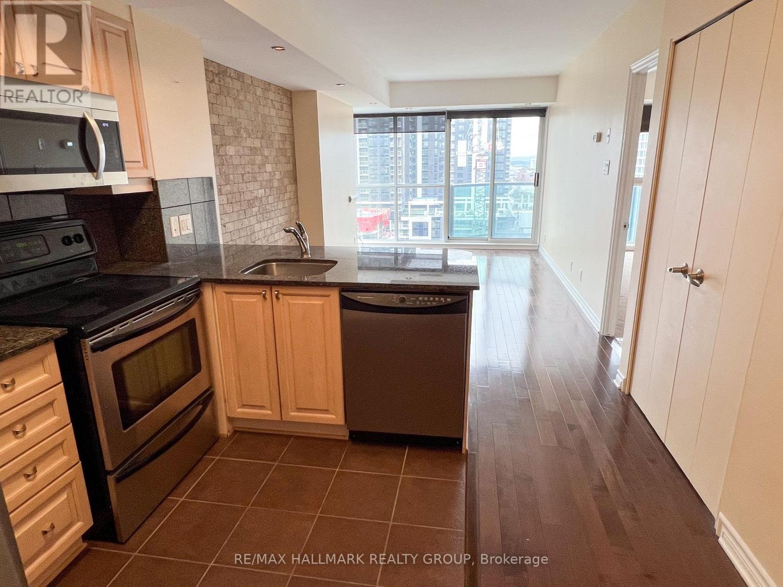 1903 - 445 Laurier Avenue West Avenue W, Ottawa, Ontario  K1N 6R4 - Photo 8 - X12760828