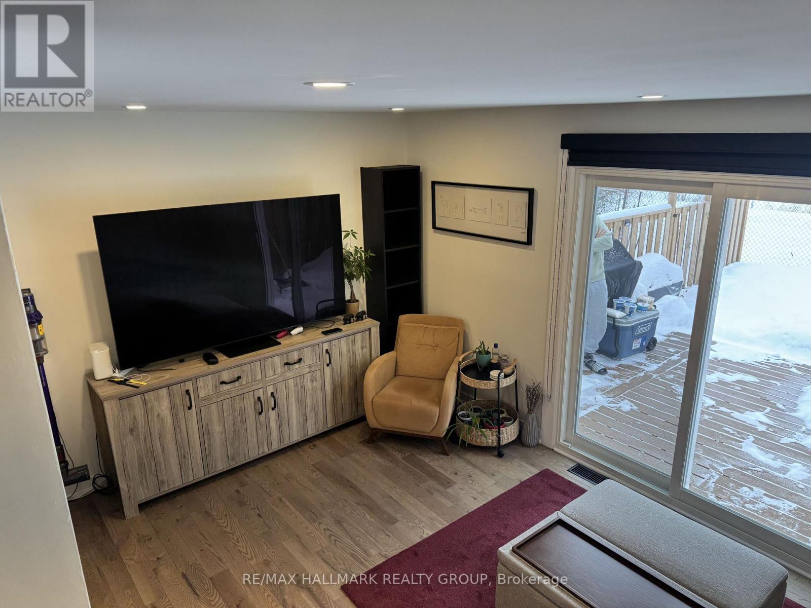 49 Sunridge Lane, Ottawa, Ontario  K2J 2N9 - Photo 11 - X12760912