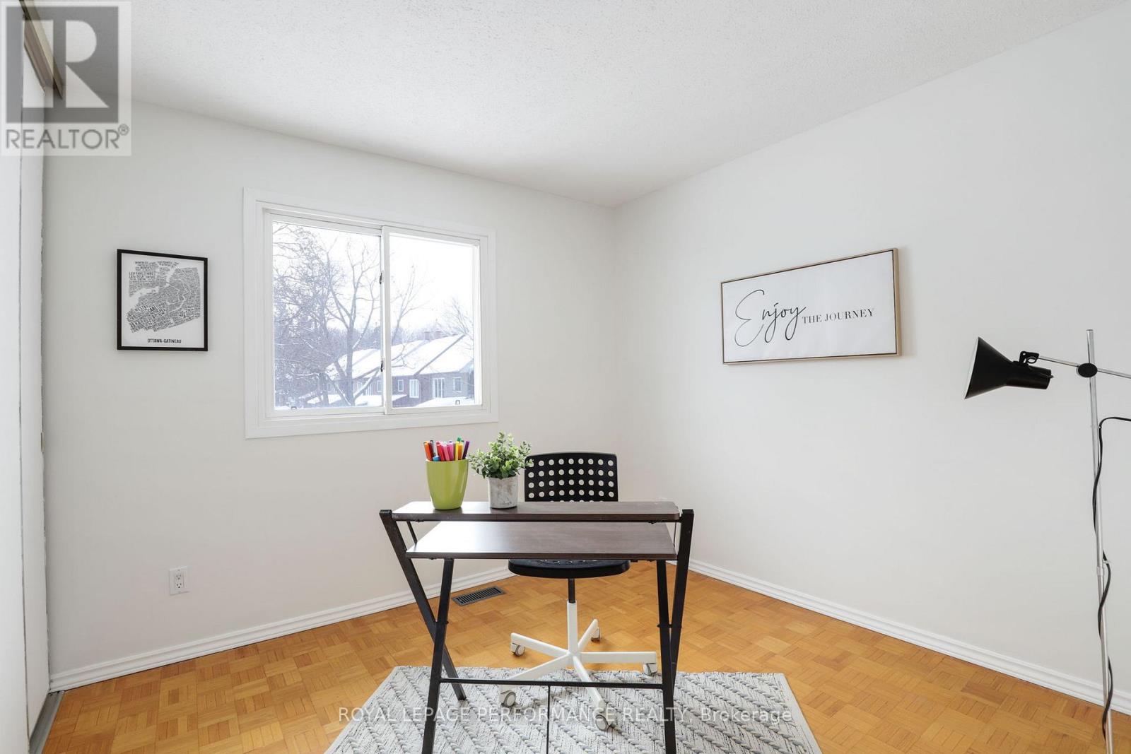 81 C Glen Park Drive, Ottawa, Ontario  K1B 3Z1 - Photo 19 - X12760936