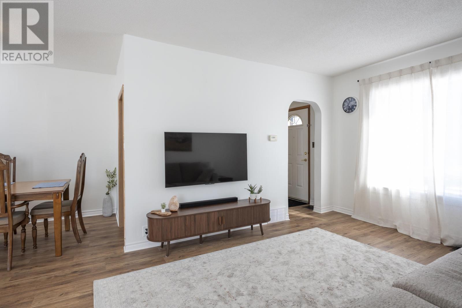 12 Stokes St, Thunder Bay, Ontario  P7A 5M5 - Photo 9 - TB2600166