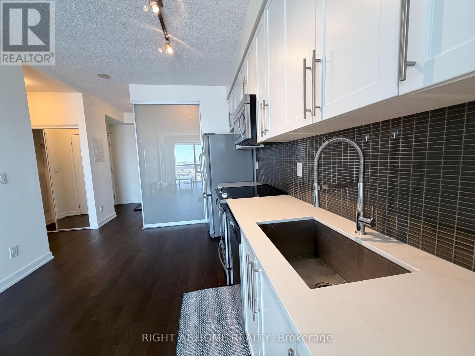 3001 - 4011 Brickstone Mews W, Mississauga, Ontario  L5B 0G3 - Photo 26 - W12741866