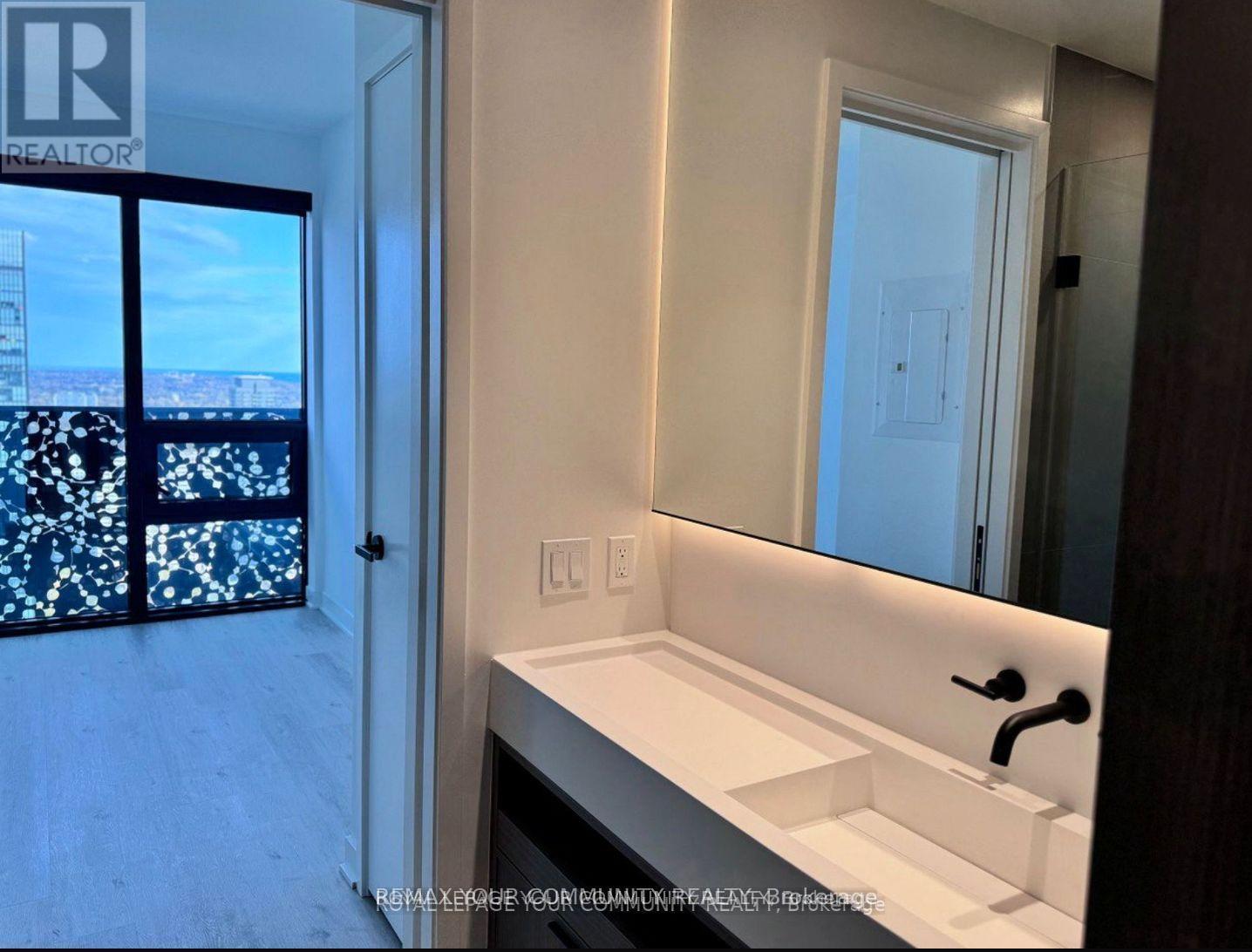 4501 - 55 Charles Street E, Toronto, Ontario  M4Y 0J1 - Photo 10 - C12760778