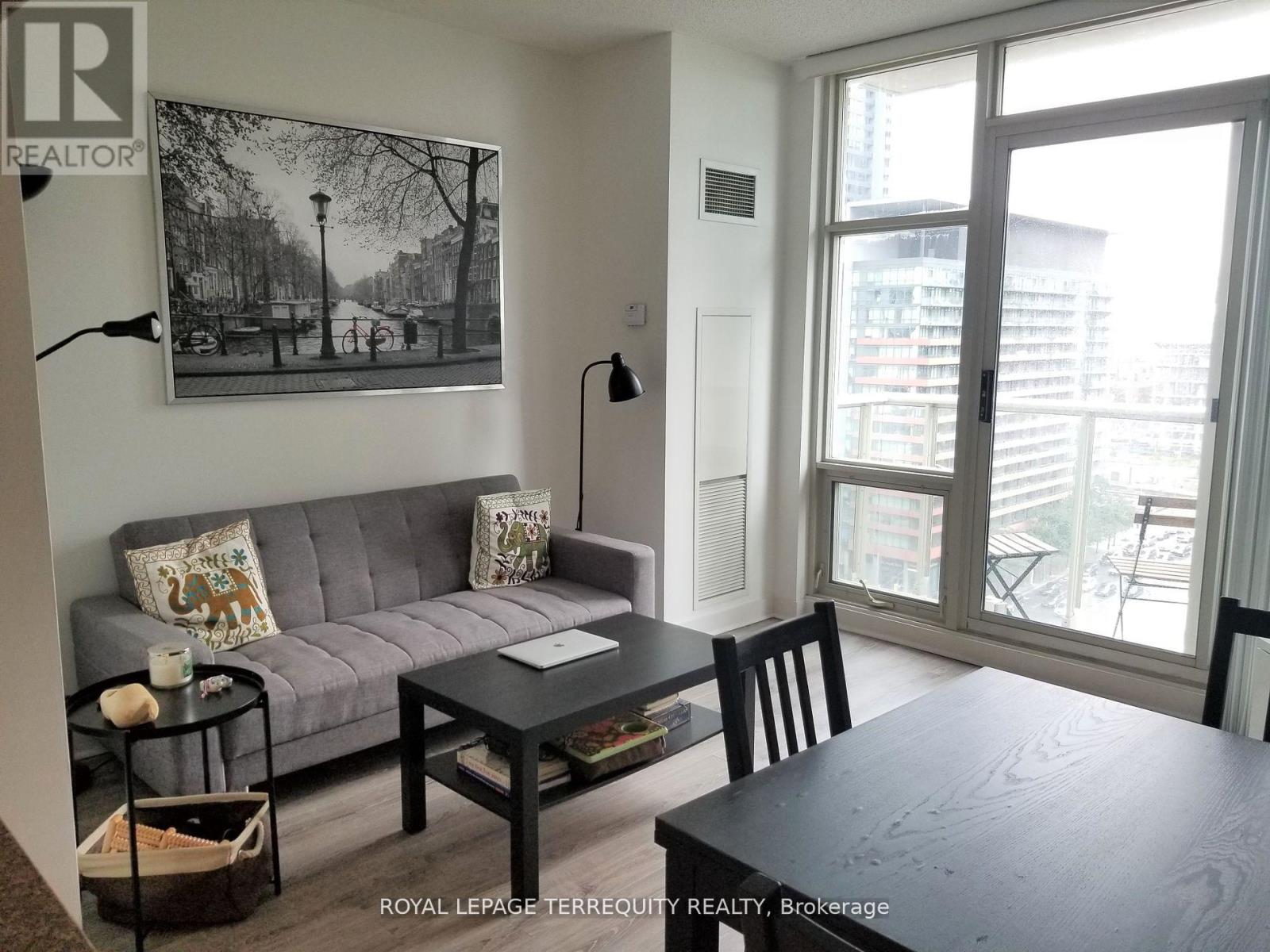 1805 - 35 Mariner Terrace, Toronto (Waterfront Communities), Ontario  M5V 3V9 - Photo 7 - C12760788