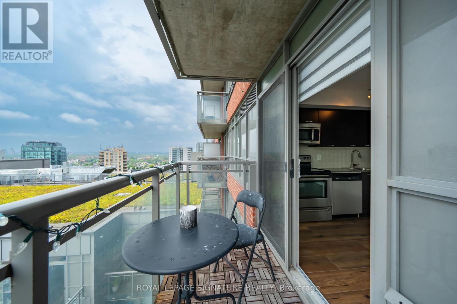 1909 - 38 Joe Shuster Way, Toronto, Ontario  M6K 0A5 - Photo 12 - C12760806