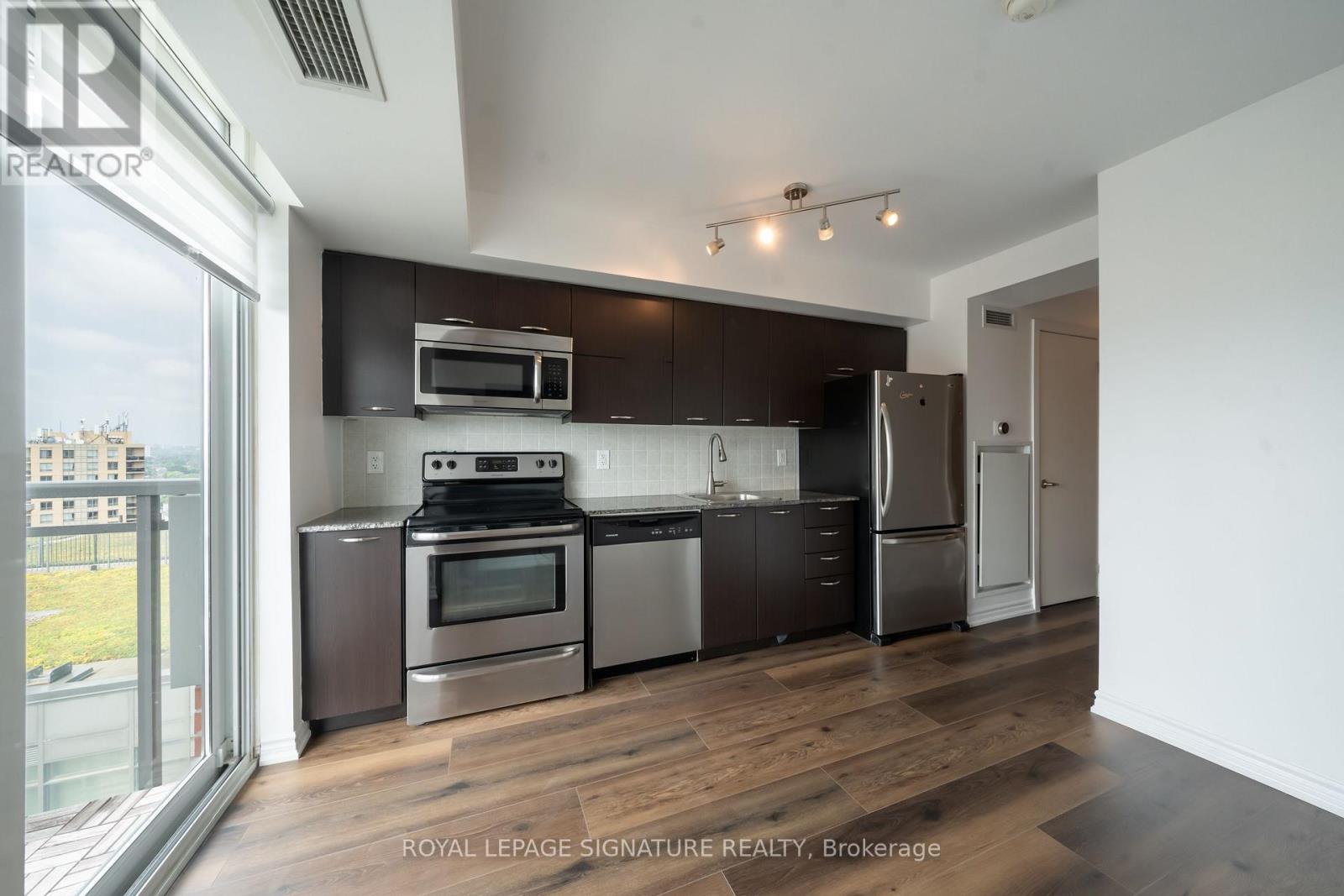 1909 - 38 Joe Shuster Way, Toronto, Ontario  M6K 0A5 - Photo 14 - C12760806