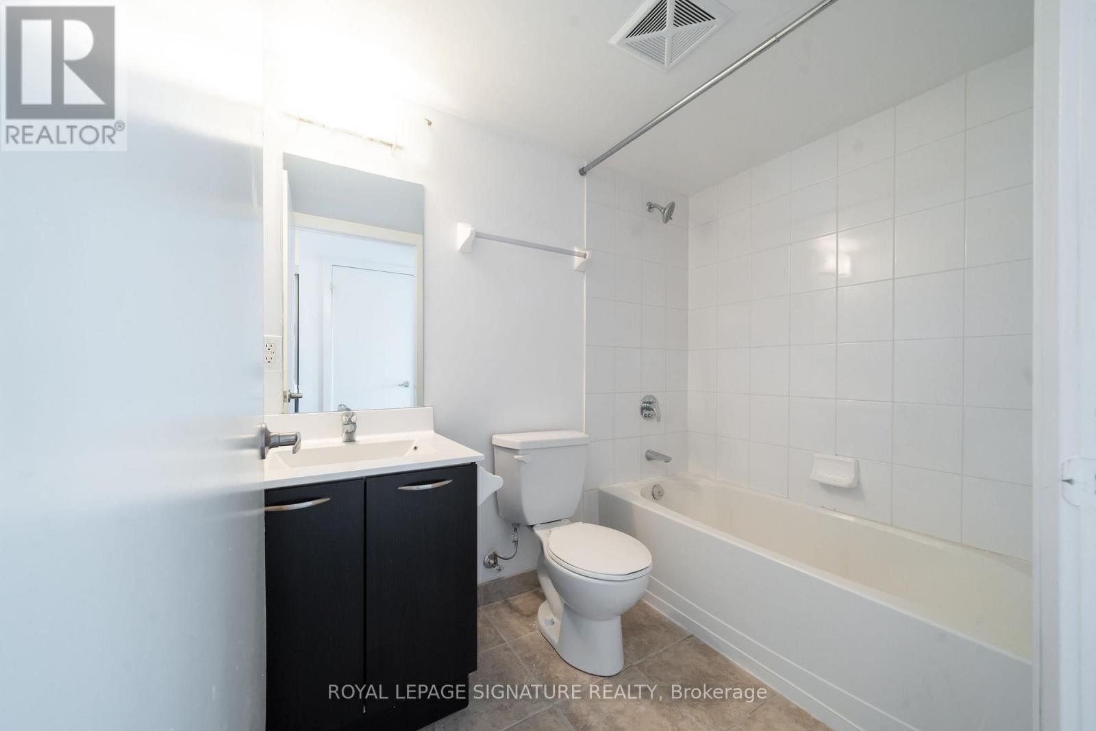 1909 - 38 Joe Shuster Way, Toronto, Ontario  M6K 0A5 - Photo 21 - C12760806