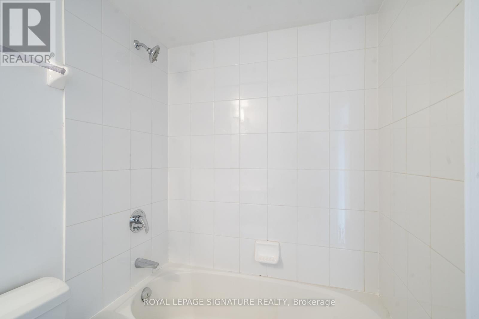 1909 - 38 Joe Shuster Way, Toronto, Ontario  M6K 0A5 - Photo 22 - C12760806