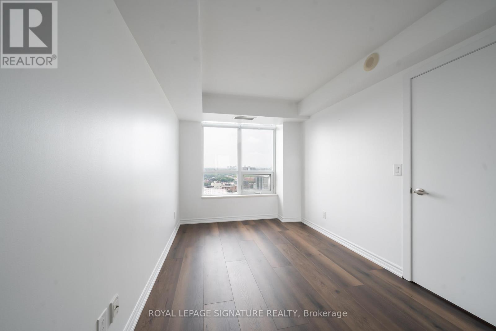 1909 - 38 Joe Shuster Way, Toronto, Ontario  M6K 0A5 - Photo 4 - C12760806