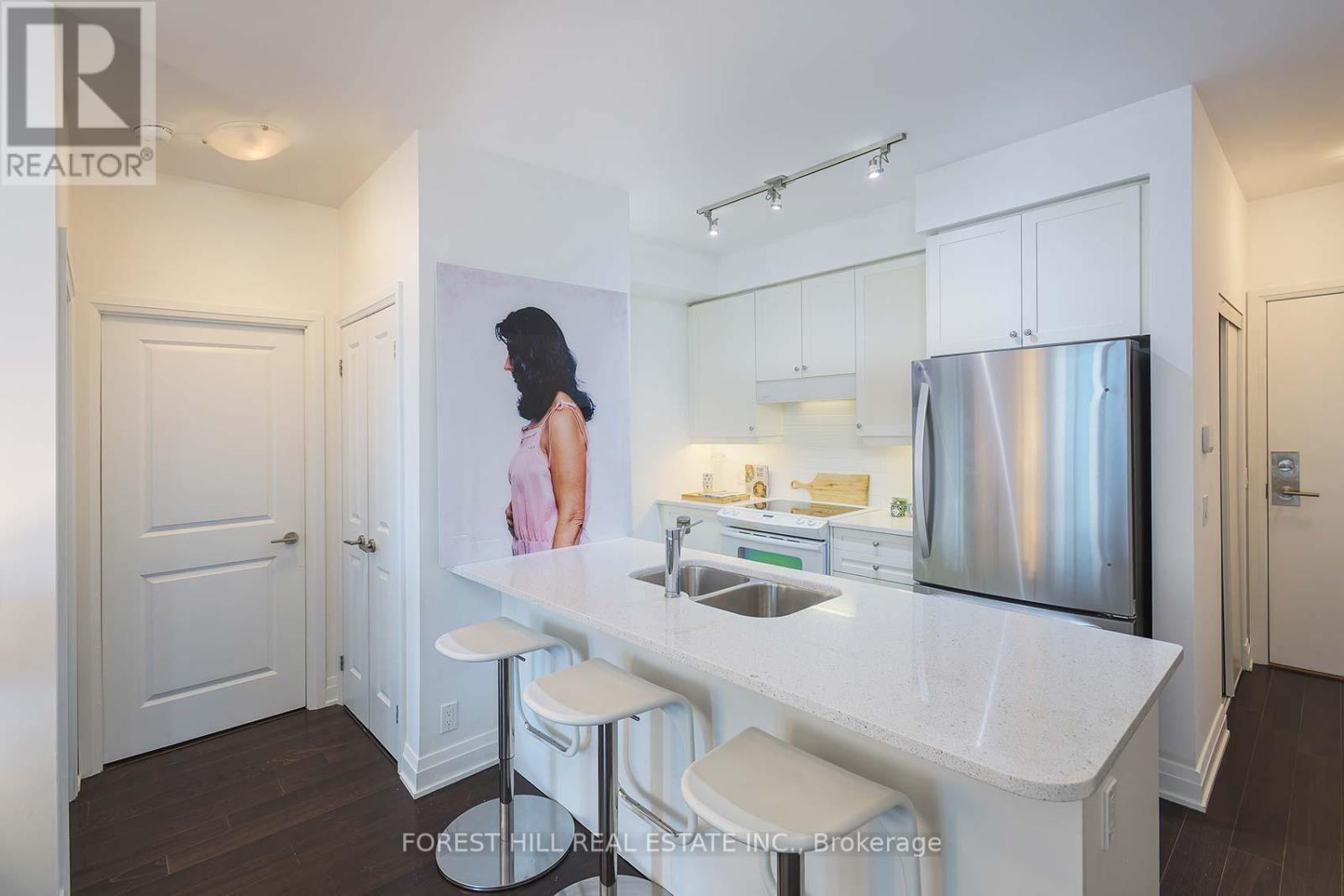 1505 - 530 St Clair Avenue W, Toronto (Humewood-Cedarvale), Ontario  M6C 0A2 - Photo 13 - C12760832