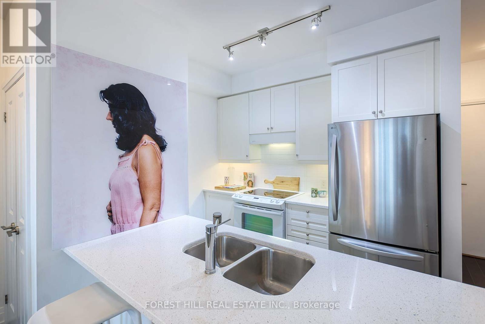 1505 - 530 St Clair Avenue W, Toronto (Humewood-Cedarvale), Ontario  M6C 0A2 - Photo 15 - C12760832