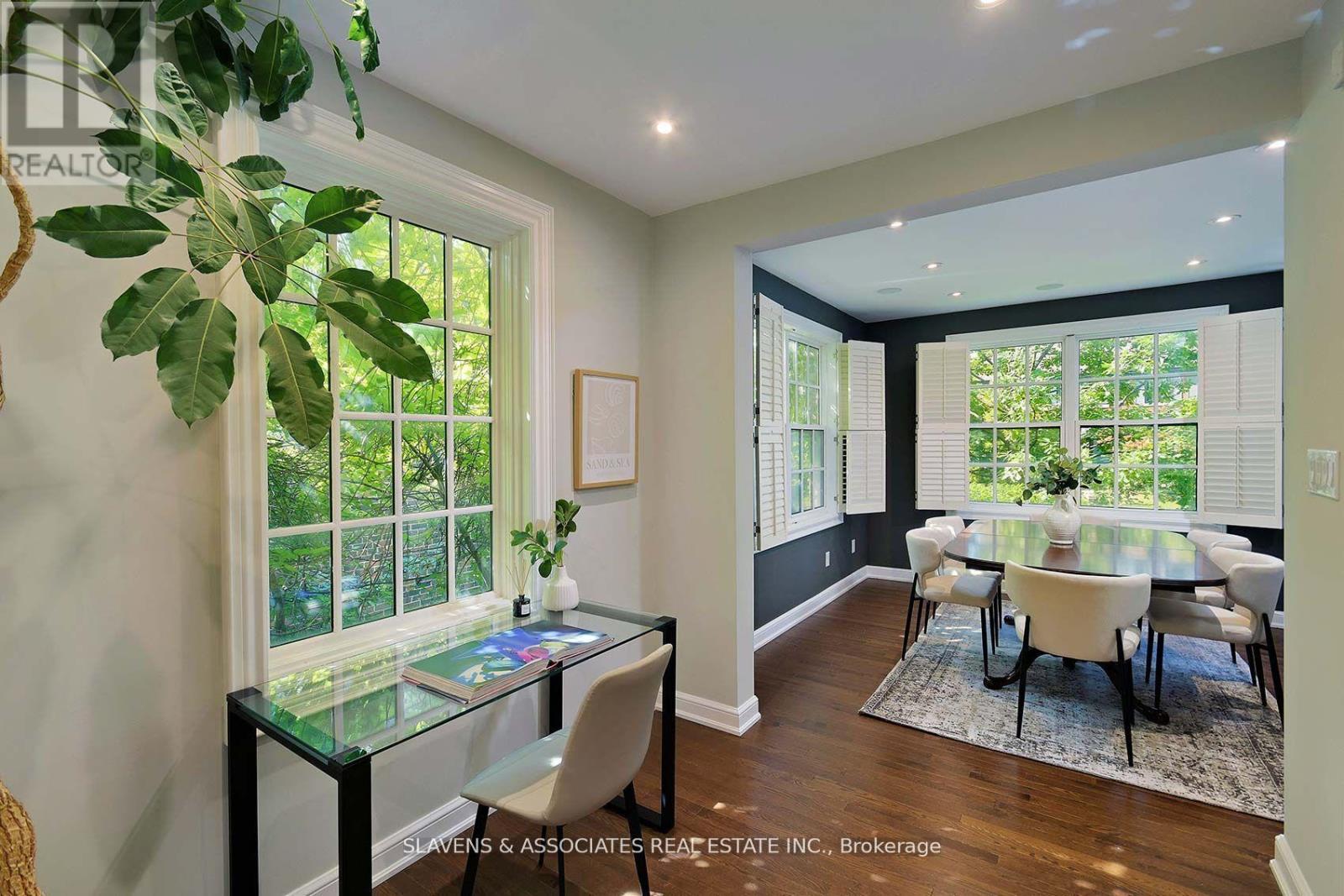 21 Wembley Road, Toronto, Ontario  M6C 2E8 - Photo 15 - C12760858