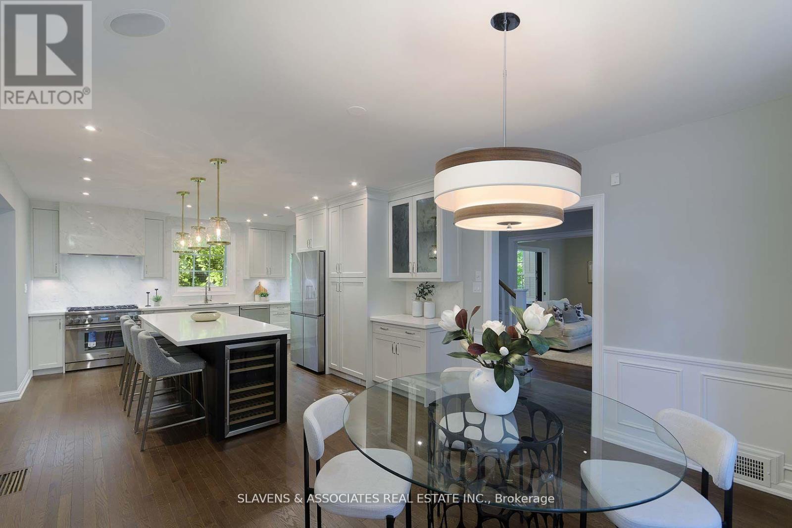 21 Wembley Road, Toronto, Ontario  M6C 2E8 - Photo 8 - C12760858