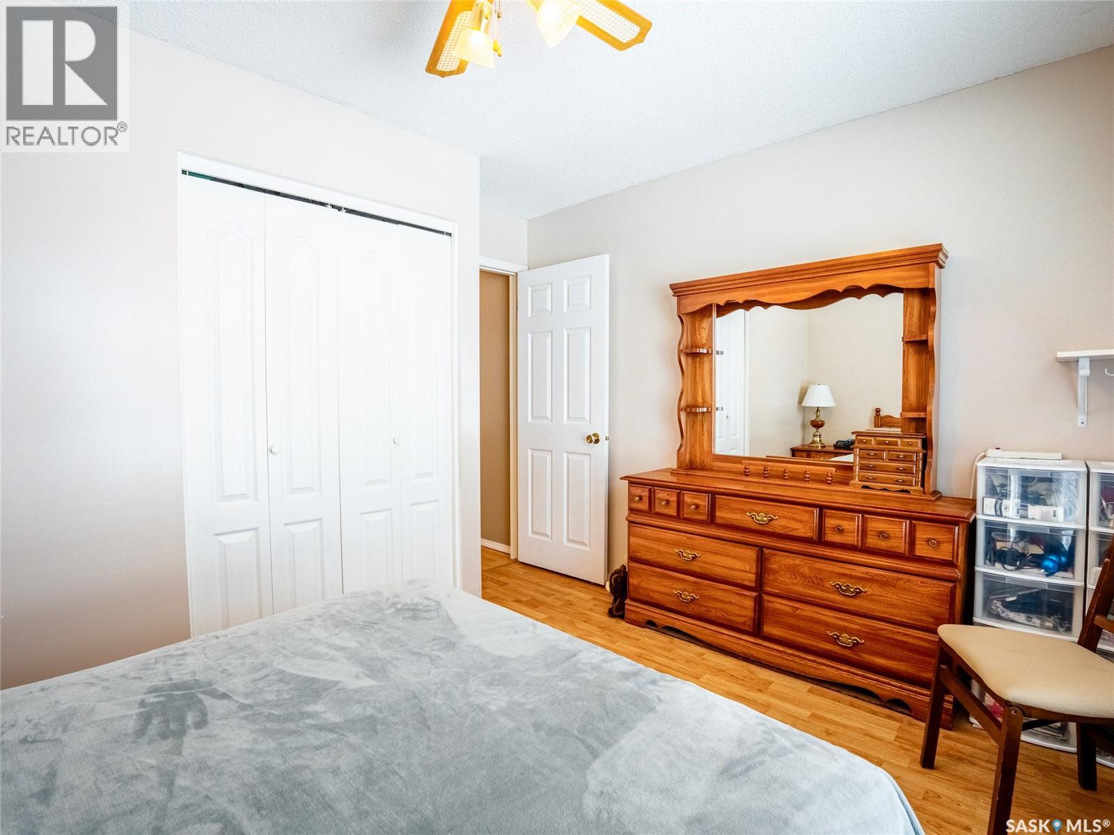 318 Forsyth Crescent, Regina, Saskatchewan  S4R 5L5 - Photo 12 - SK027936