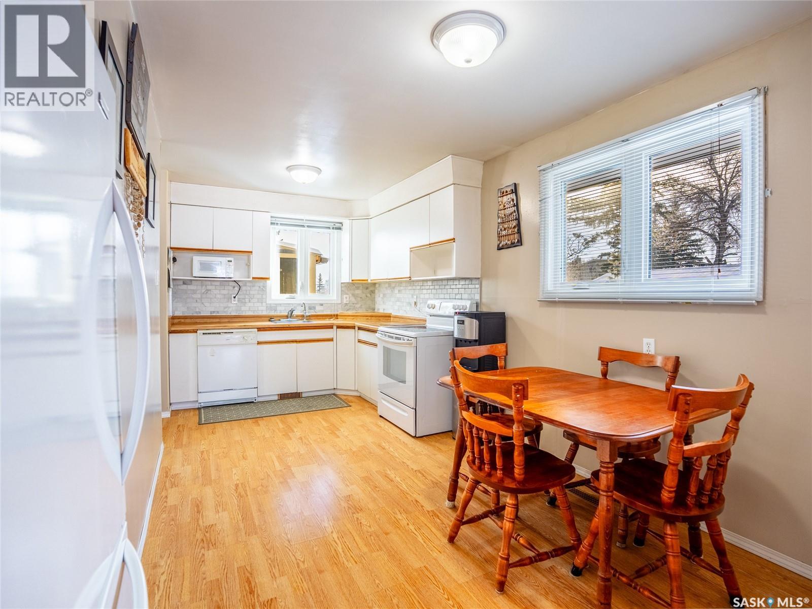 318 Forsyth Crescent, Regina, Saskatchewan  S4R 5L5 - Photo 6 - SK027936