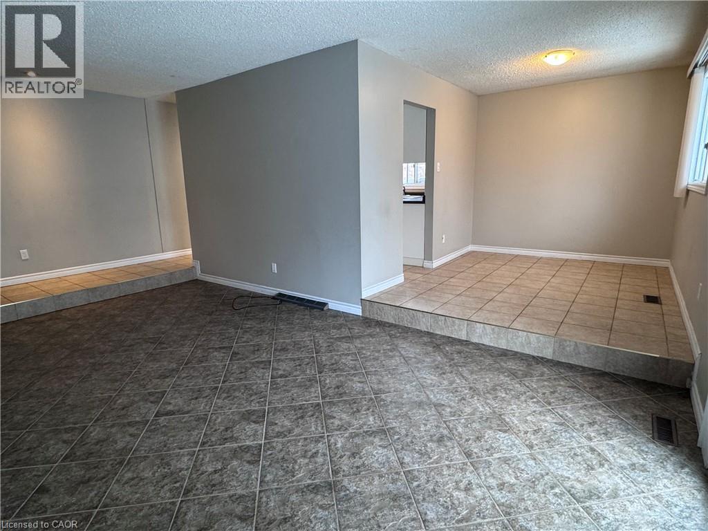 168 Millwood Crescent Unit# Main, Kitchener, Ontario  N2P 1M4 - Photo 5 - 40802753