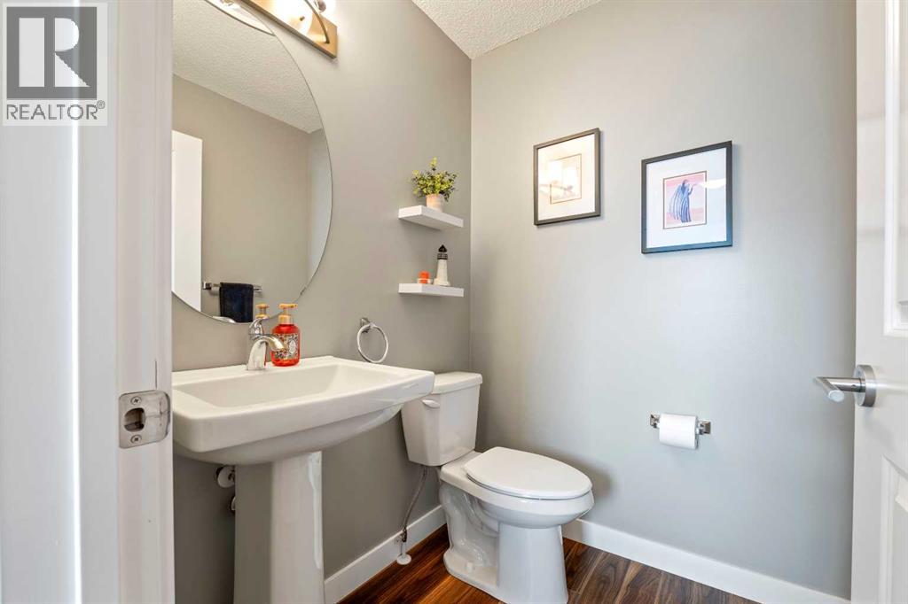 143 Baysprings Terrace, Airdrie, Alberta  T4B 0R7 - Photo 12 - A2281709