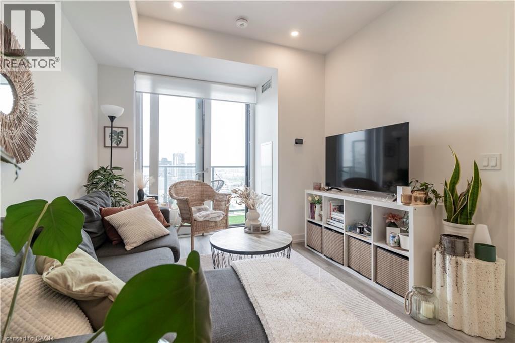 5 Wellington Street S Unit# 1601, Kitchener, Ontario  N2G 0E3 - Photo 1 - 40802819