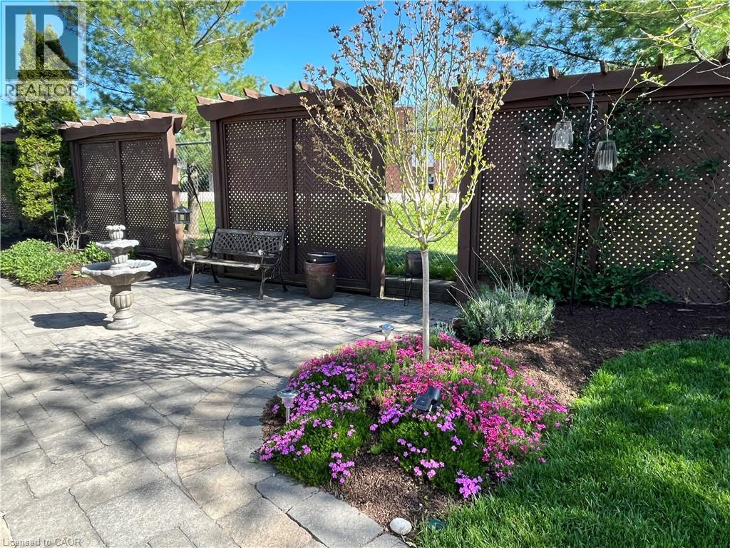 533 Woodfield Court, Kitchener, Ontario  N2P 2S8 - Photo 46 - 40802936