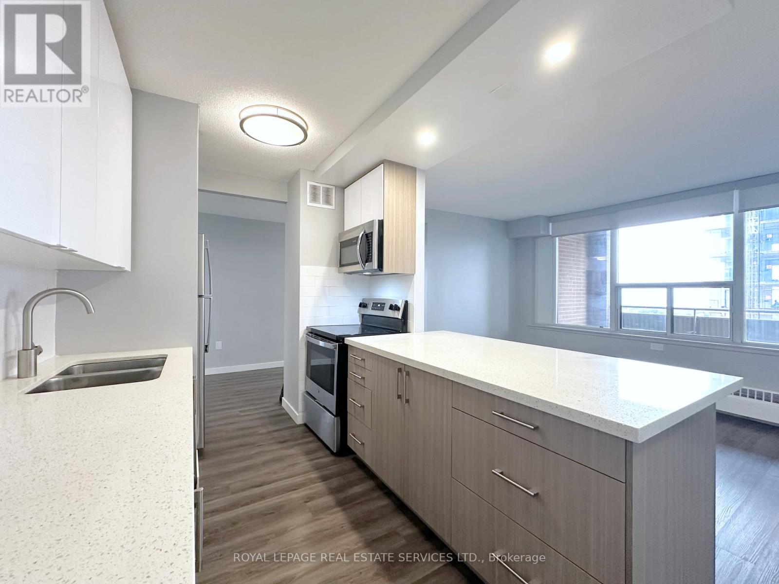 2301 - 265 Main Street, Toronto, Ontario  M4C 4X3 - Photo 2 - E12760830