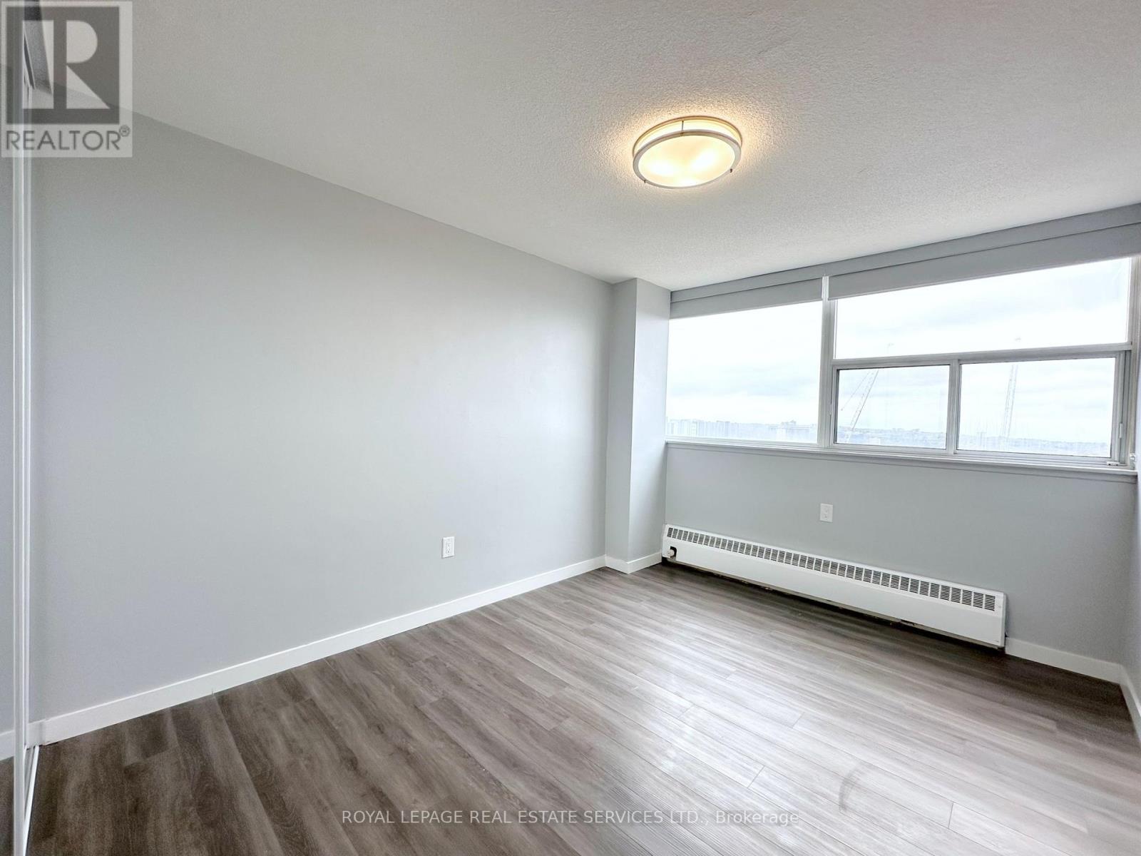 2301 - 265 Main Street, Toronto, Ontario  M4C 4X3 - Photo 7 - E12760830