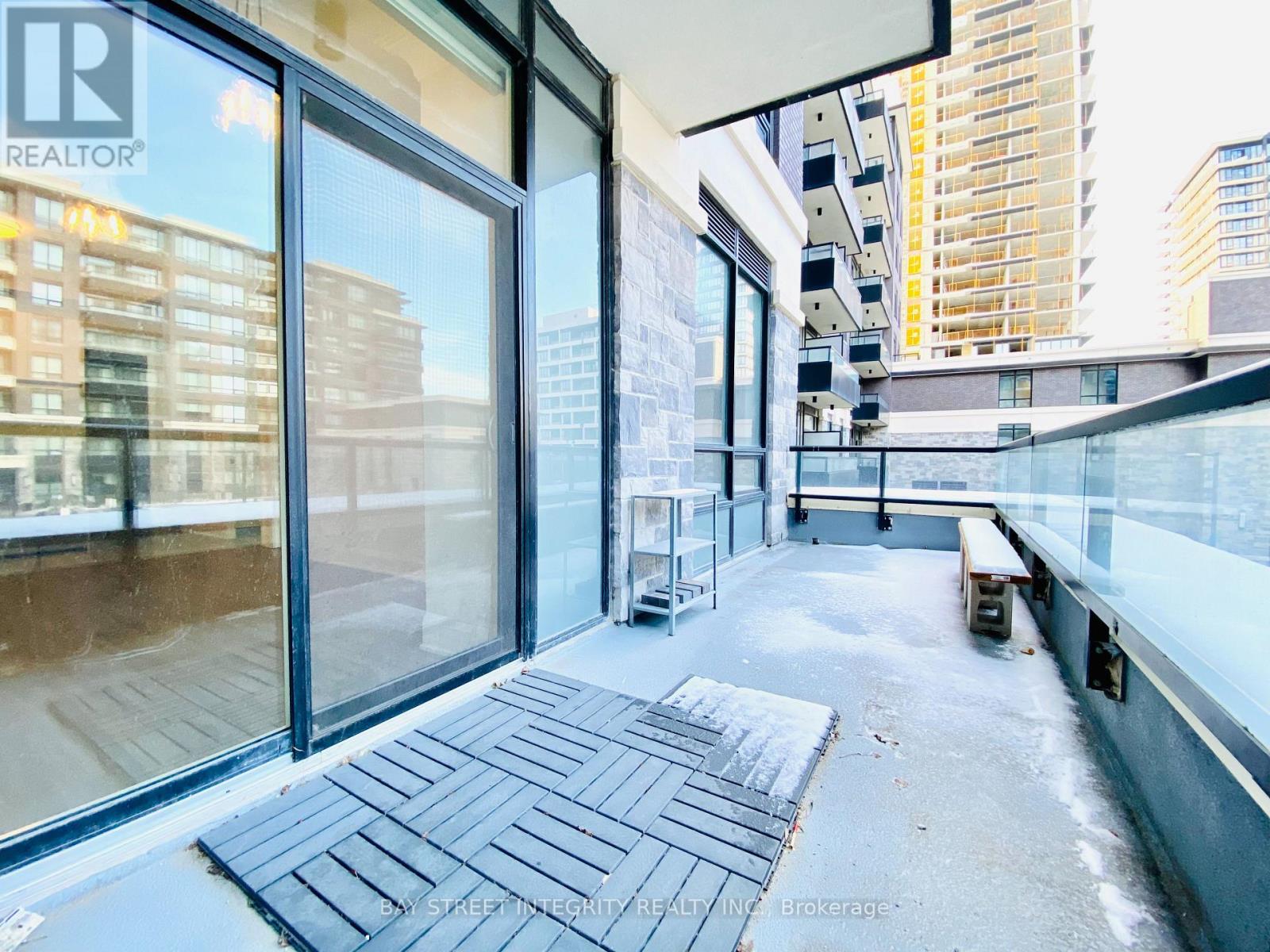 232 - 15 Water Walk Drive, Markham (Unionville), Ontario  L6G 0G2 - Photo 11 - N12760796