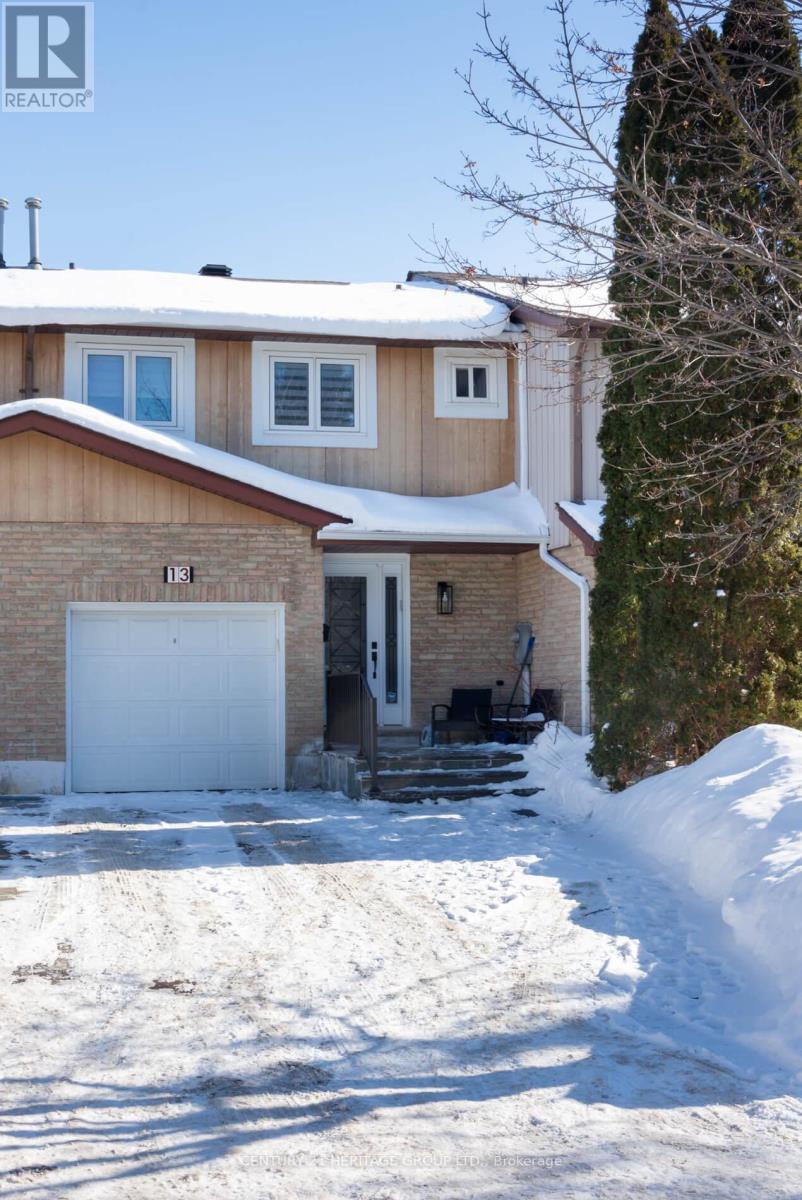 13 MICHAEL DRIVE E, Richmond Hill, Ontario
