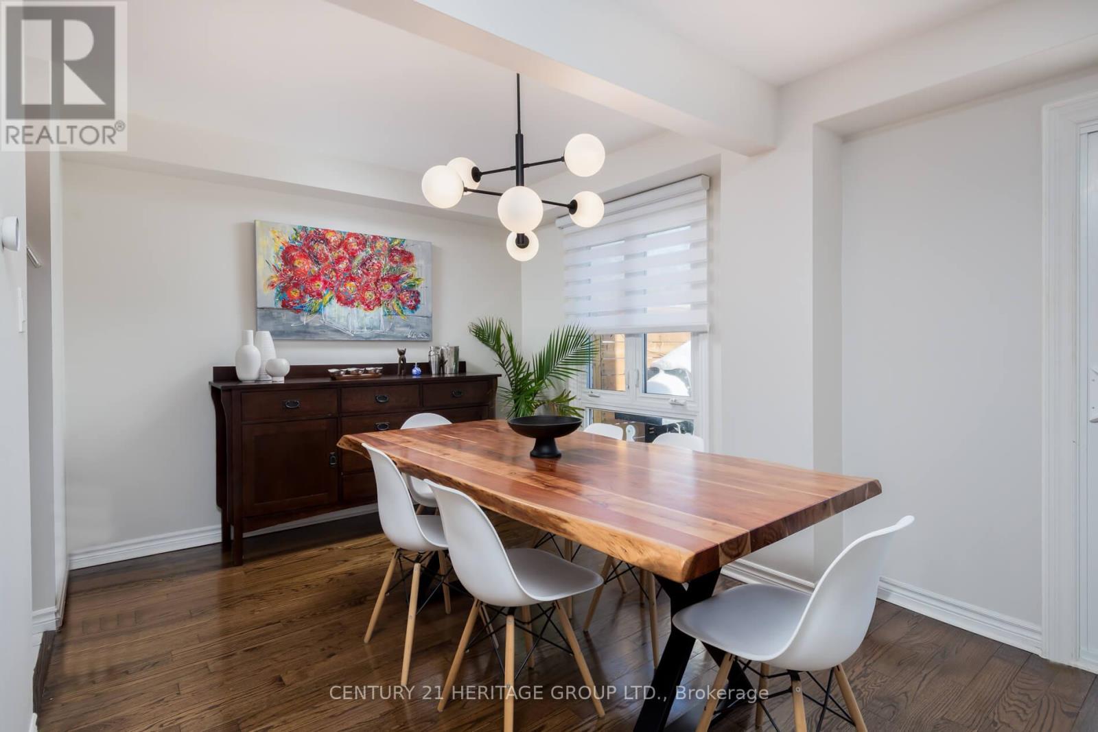 13 Michael Drive E, Richmond Hill, Ontario  L4C 5W6 - Photo 8 - N12760906