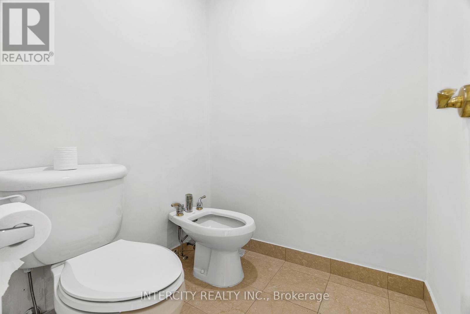 607 - 1 Cordoba Drive, Vaughan (Lakeview Estates), Ontario  L4J 8S3 - Photo 19 - N12760916