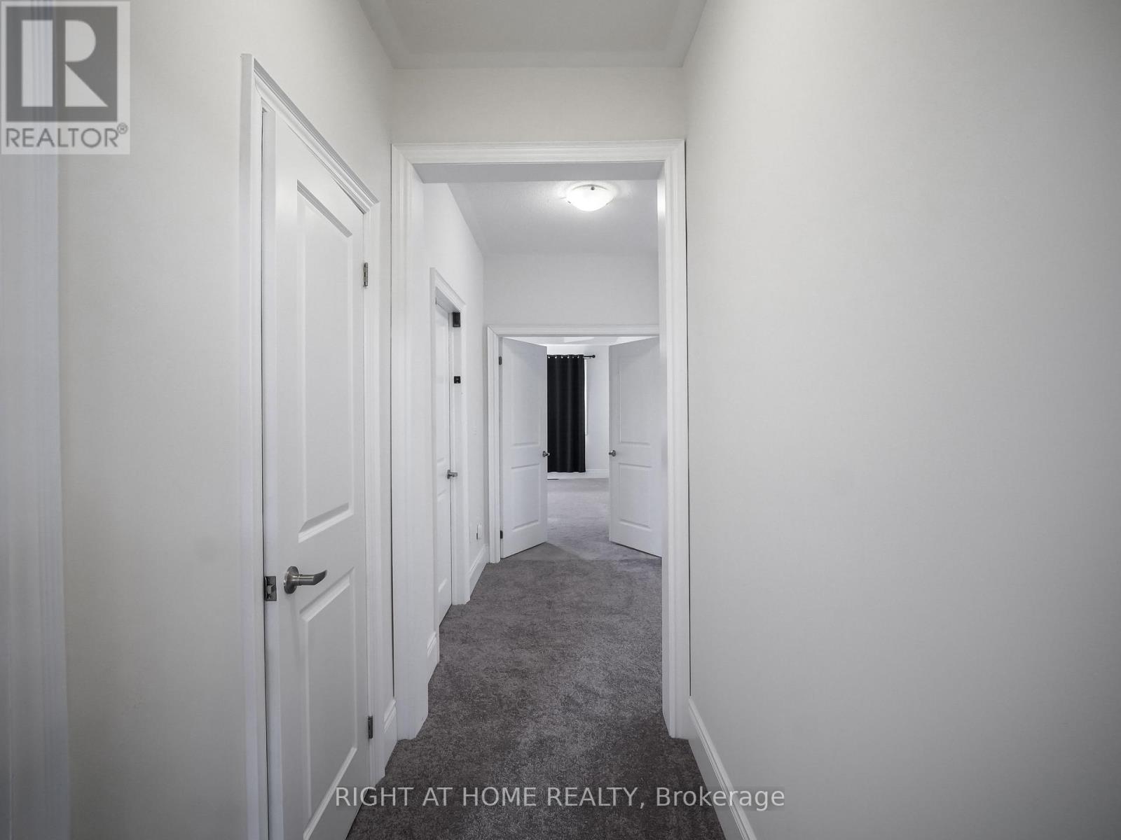 Upper - 30 Alistair Crescent, Vaughan (Kleinburg), Ontario  L4K 4B4 - Photo 19 - N12760940