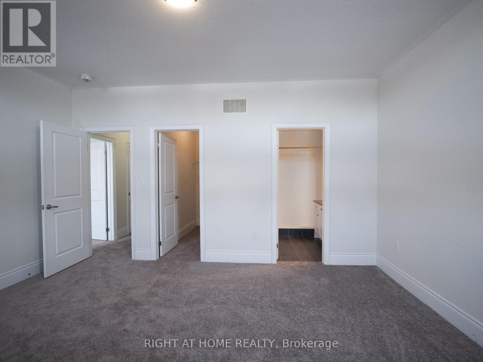 Upper - 30 Alistair Crescent, Vaughan (Kleinburg), Ontario  L4K 4B4 - Photo 21 - N12760940