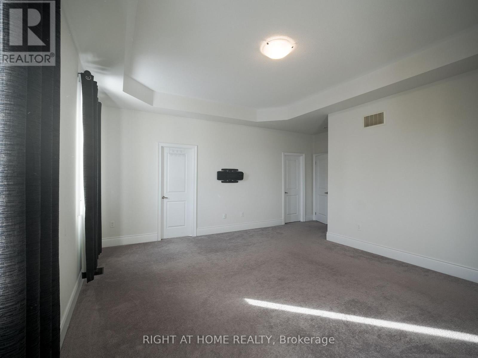 Upper - 30 Alistair Crescent, Vaughan (Kleinburg), Ontario  L4K 4B4 - Photo 9 - N12760940