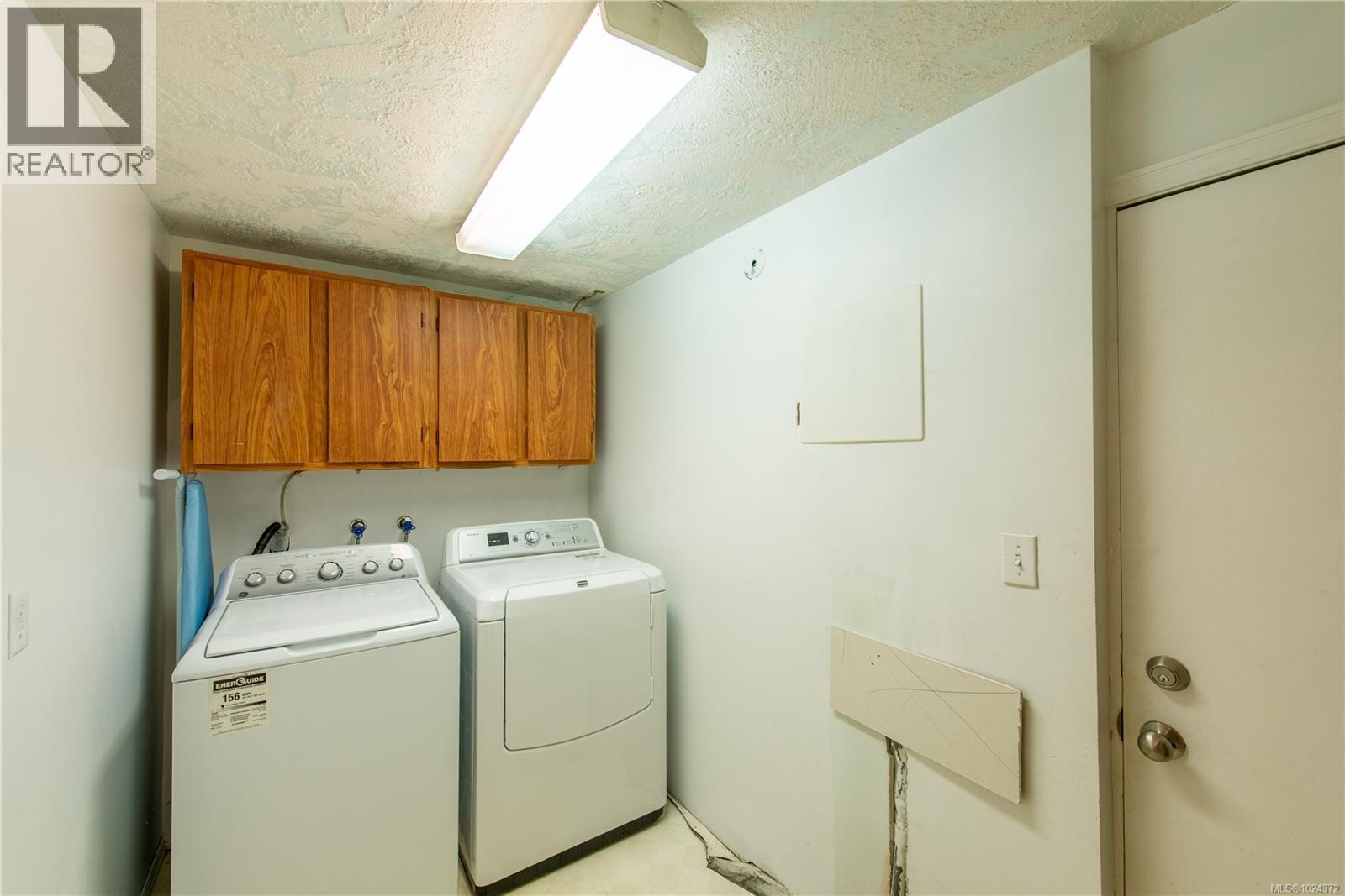 532 Bowlsby Pl, Victoria, British Columbia  V9A 4C7 - Photo 28 - 1024372