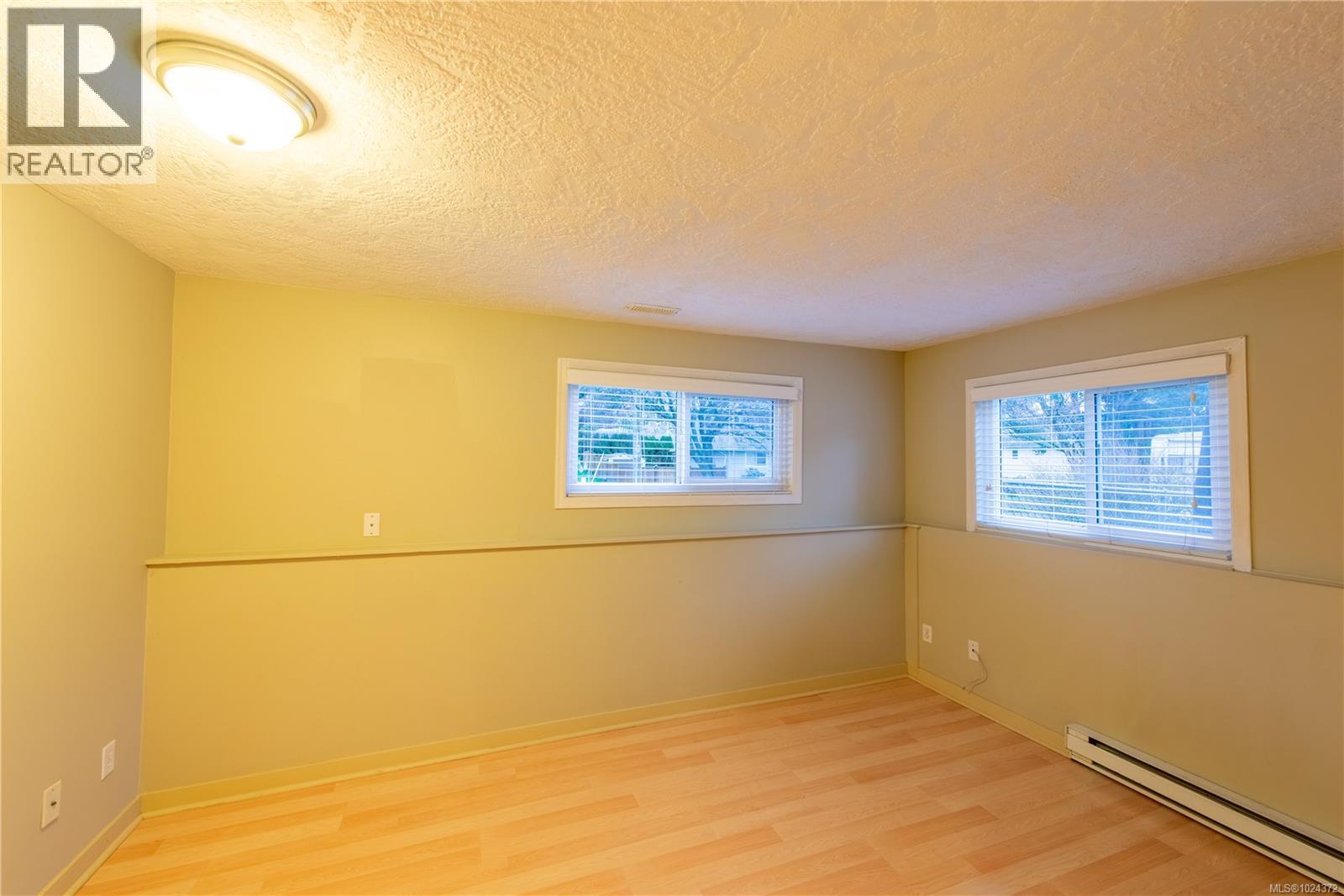 532 Bowlsby Pl, Victoria, British Columbia  V9A 4C7 - Photo 31 - 1024372