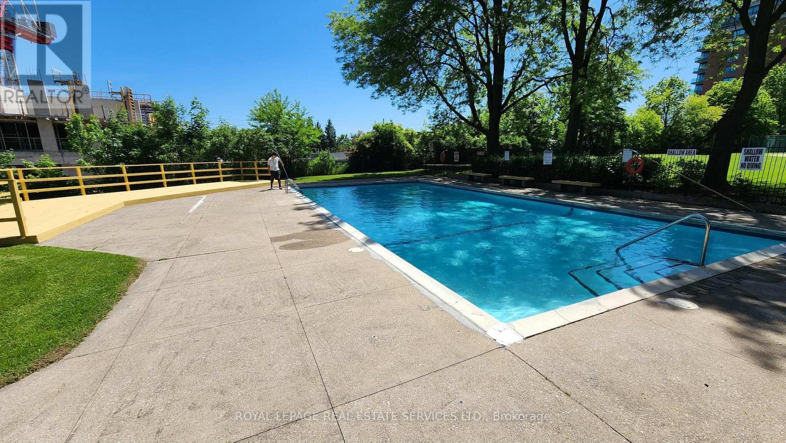 811 - 165 La Rose Avenue, Toronto, Ontario  M9P 3S9 - Photo 19 - W12760782