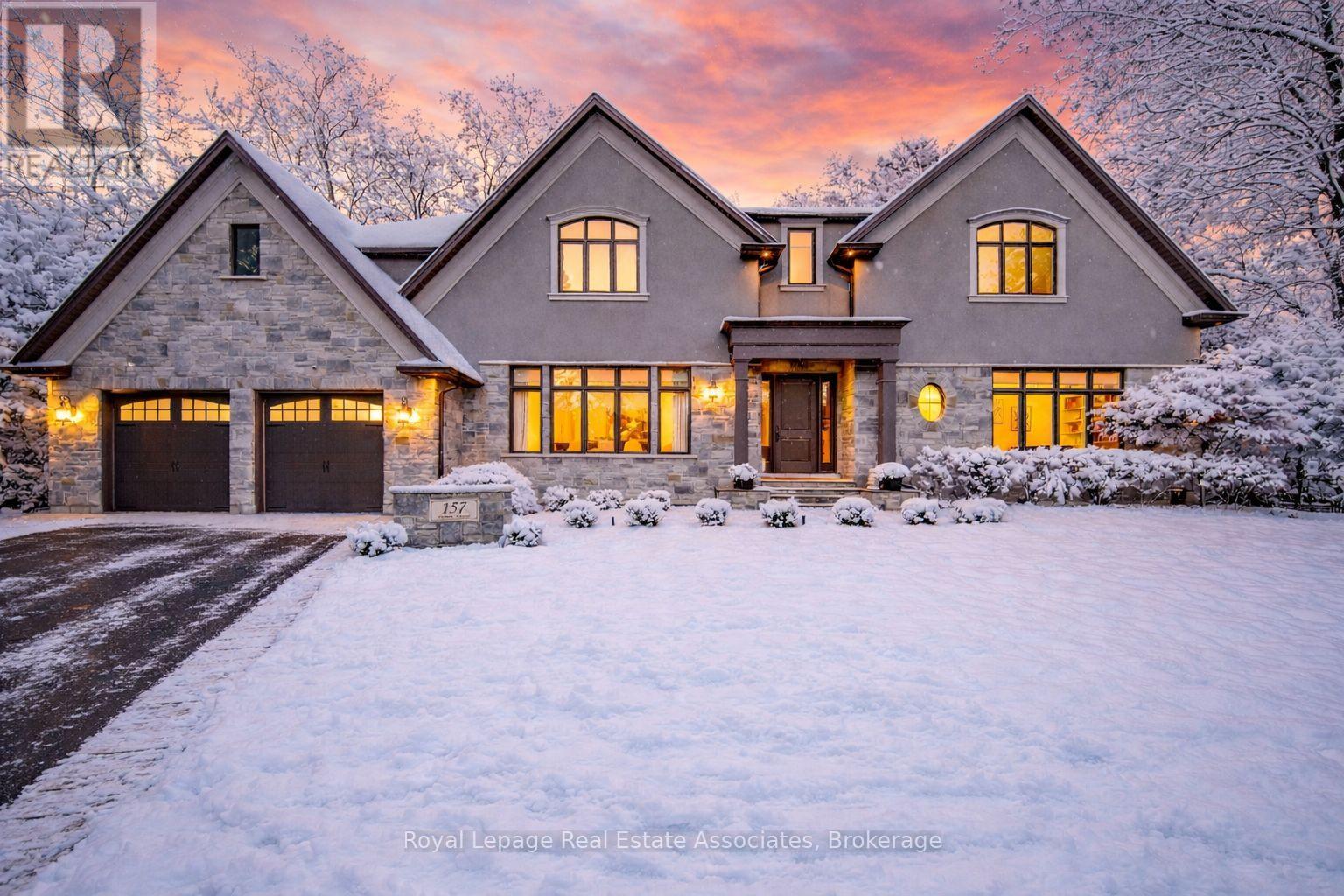 157 DIANNE AVENUE, Oakville, Ontario