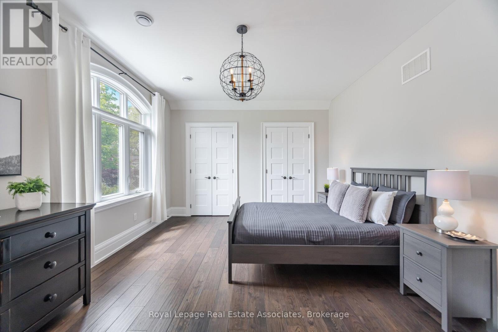 157 Dianne Avenue, Oakville, Ontario  L6J 4G8 - Photo 30 - W12760834